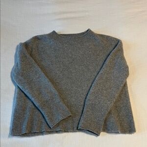 JCrew 100% Cashmere Crewneck Sweater in Gray, Size Medium